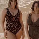 Zinnia One Piece Noir Hibiscus